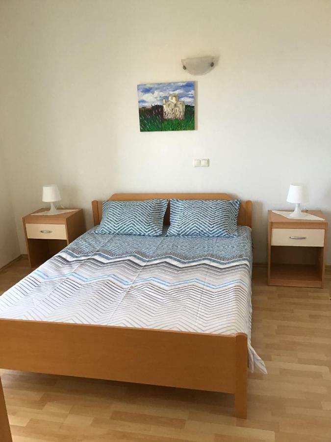 Paras Zečevo Kültér fotó
