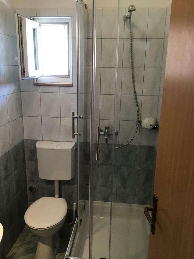 Paras Zečevo Kültér fotó